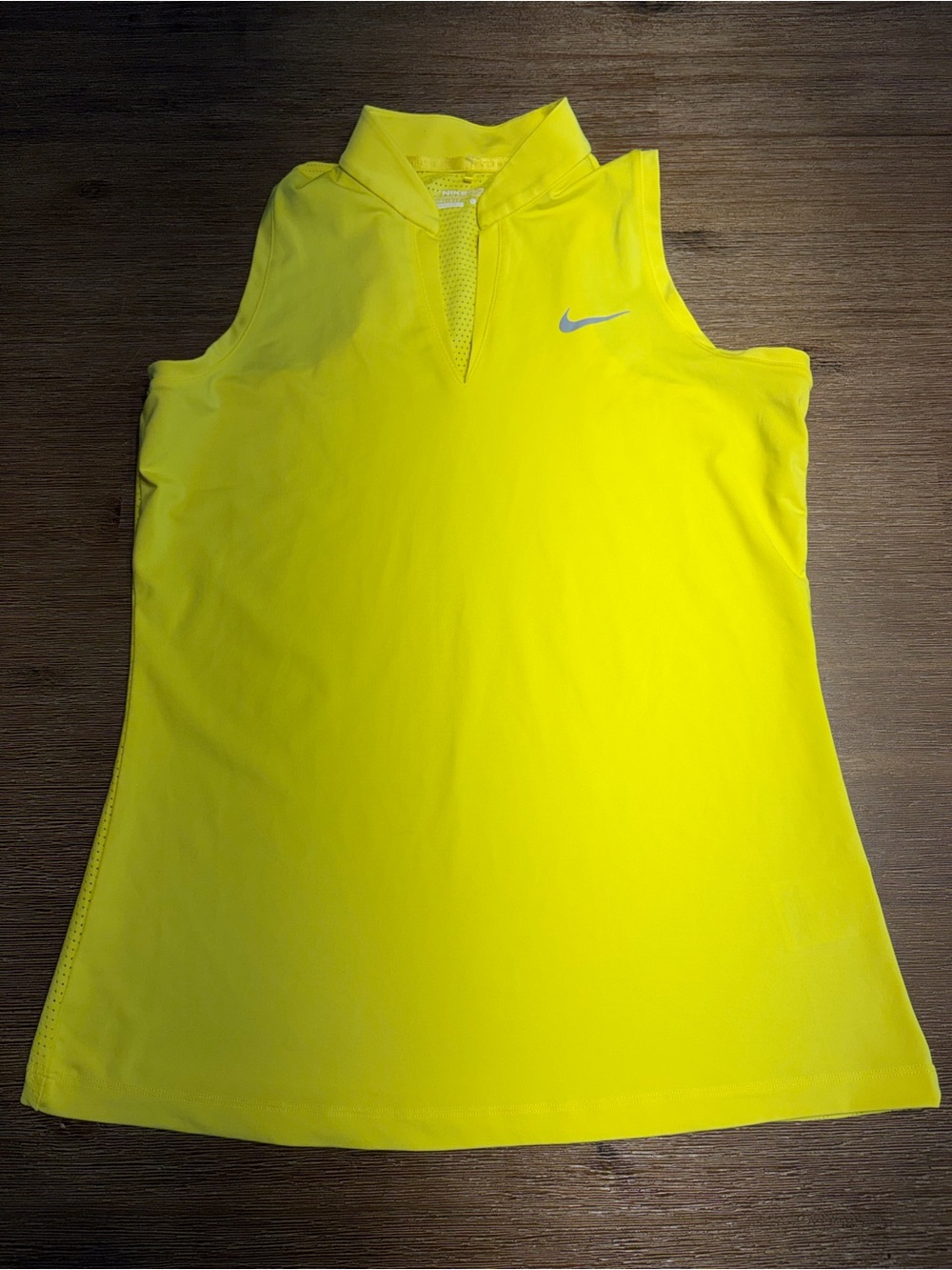 Nike Sleeveless Large Golf shirt - Dri-Fit - Bright Yellow